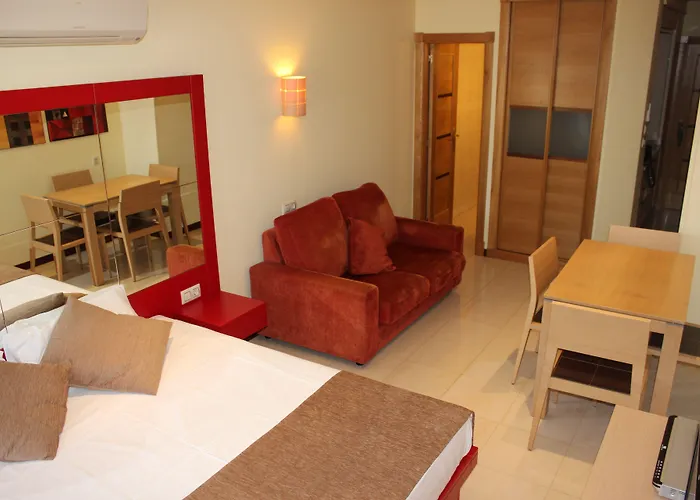 Mediterráneo Real * Fuengirola